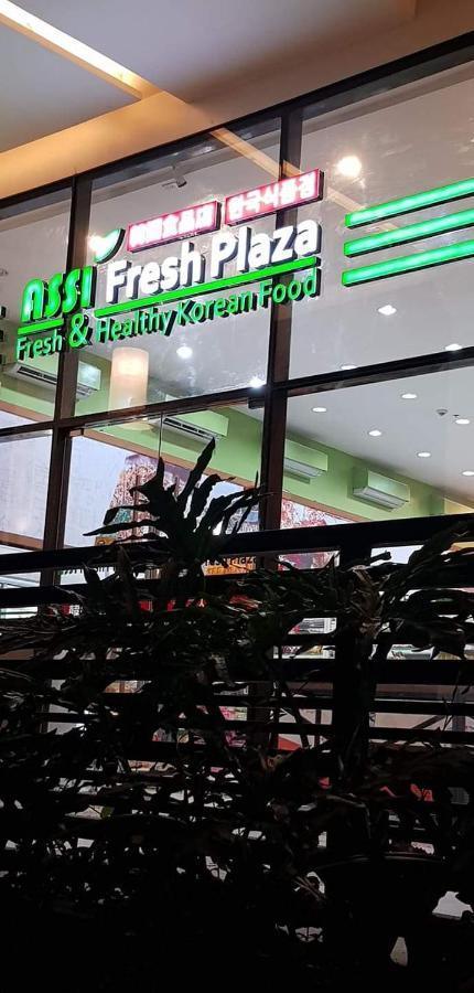 Cozyvilla At 81 Newport Blvd Walk To Naia T3 Marriott & Resorts World Casino & Newport Mall For 5 Pax Free Parking!!!! Πασάι Εξωτερικό φωτογραφία